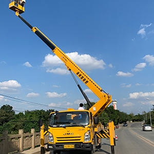 成都庆铃16.2m伸缩臂高空作业车